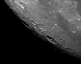 Objekt- und Aufnahmedaten   &nbsp; Mare Frigoris und Krater Pythagoras   &nbsp; Copyright © Horst Ziegler &nbsp;  &nbsp; ASI120MM &nbsp; CGE
