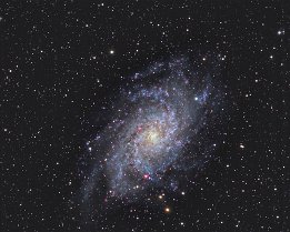🔎 M33
