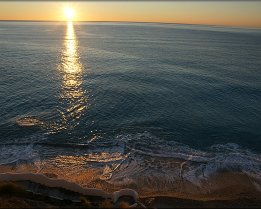 Sonne über dem Meer