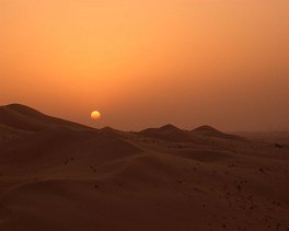 sonne12     Sonne in der Wüste bei Abu Dhabi